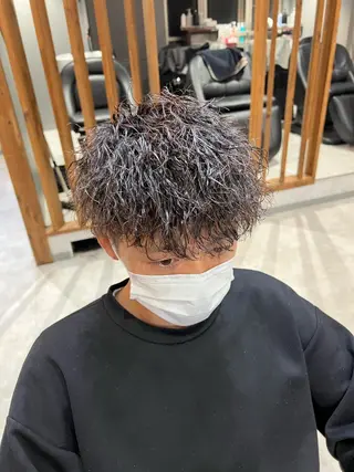 ショート パーマ メンズ パーマ特化美容師 佐藤壮流のヘアスタイル