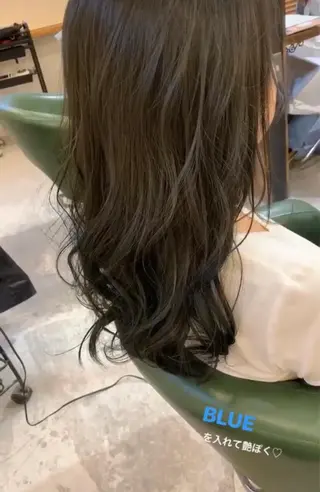 ミディアム カラー ヘアアレンジ youres hair 新宿3丁目店所属・新宿.代表.透け髪 TAKAケアブリーチのヘアスタイル
