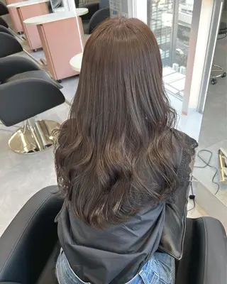 ロング 加藤 優眞のヘアスタイル