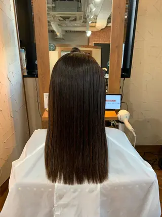 セミロング 武田尚子🌸 自然に仕上がる矯正のヘアスタイル