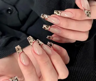 ネイル Pure&Rich Nailのネイルデザイン