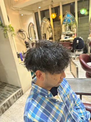 ショート メンズ メンズパーマ特化🏆 宮崎健人✨️のヘアスタイル