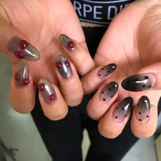 ミディアム 小川 柚香のネイルデザイン