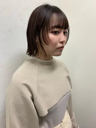 ミディアム ハイトーン/顔まわり レイヤー/YUKAのヘアスタイル