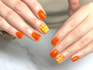 ミディアム ネイリスト シンのネイルデザイン