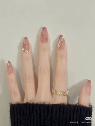 ネイル ホウ エンのネイルデザイン