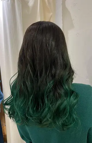 ロング カラー 本田 静莉奈のヘアスタイル