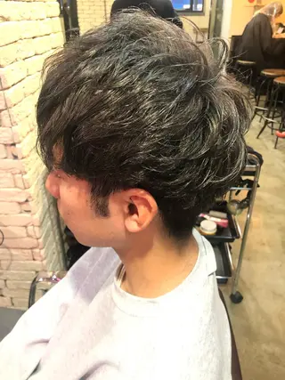 ショート カラー メンズ Steelo  渋谷所属・✴︎赤み除去カラー daichi✴︎のヘアスタイル