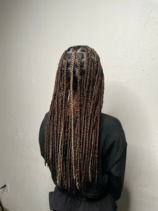 ロング ヘアアレンジ コーンロウ／ブレイズ SYUのヘアスタイル