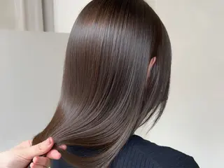 ロング Inity 心斎橋店のヘアスタイル