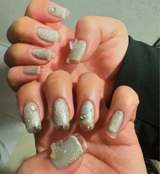 ネイル eyenailist NANAのネイルデザイン