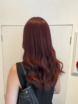 ロング カラー ラフィスヘアードープ所属・レイヤーと透明感の アユカ 新宿🦖のヘアスタイル
