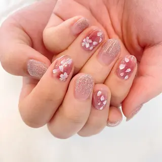 ネイル Kira-ra所属・Kira-ra💎 KIRARIのネイルデザイン