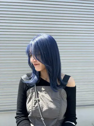 セミロング カラー 💙ルル💙 ハイトーン/レイヤーのヘアスタイル