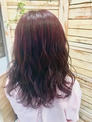 セミロング カラー 島袋 ナオユキのヘアスタイル