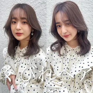 セミロング カラー 韓国レイヤーカット/ ダブルカラーのヘアスタイル