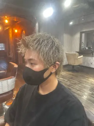 ショート HAIR SALON M Fe's 池袋所属・池袋ハイトーン/ ブリーチ/増田 雄太のヘアスタイル