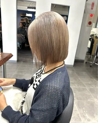 ショート カラー 篠崎 佑季のヘアスタイル