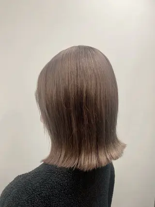 ミディアム カラー 手塚 由佳のヘアスタイル