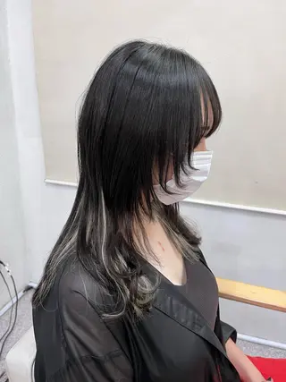 セミロング エクステ ハイトーン 💭黒崎ハルカのヘアスタイル