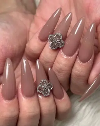 ネイル VELA nails 川口(ベラネイルズカワグチ)所属・椿 奈々美のネイルデザイン