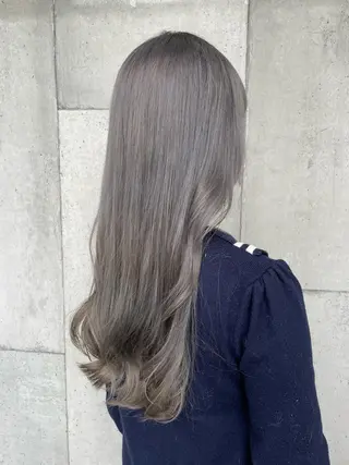 ロング 大内 志穂のヘアスタイル