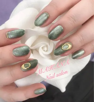 ネイル MAKANA所属・鈴木 ユニのネイルデザイン