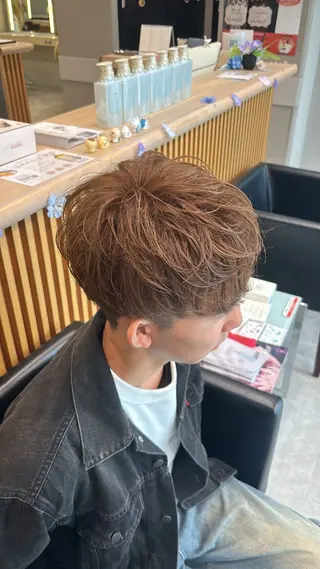 カラー メンズ パーマ、ダブル カラー、上野星也のヘアスタイル