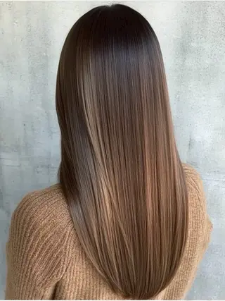 ロング 川上 遥冬のヘアスタイル