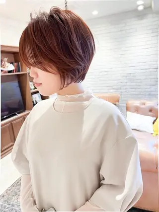 ショート カラー シモカワ マシロのヘアスタイル