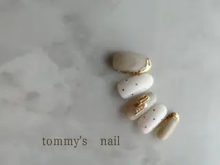 ネイル tommy's nail所属・福岡/若よもぎ蒸し 全身美容が叶うサロンのネイルデザイン