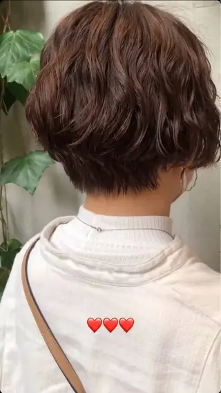 ショート パーマ コテ巻き風パーマ✨ かつみのヘアスタイル