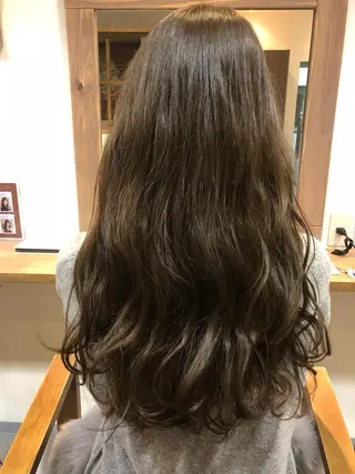 ロング カラー little×PORTO sannomiya所属・Topstylist HARUのヘアスタイル
