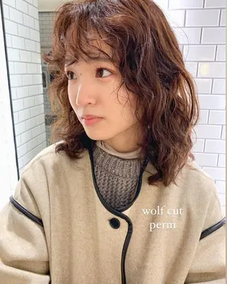 セミロング パーマ 似合わせカットカラー ♡佐藤捺美のヘアスタイル