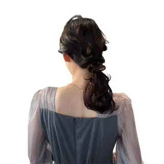 セミロング SALOWIN： KASUMIのヘアスタイル