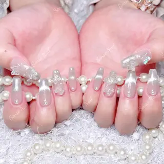 ネイル Kurieitibu 🍬Byu~tīのネイルデザイン