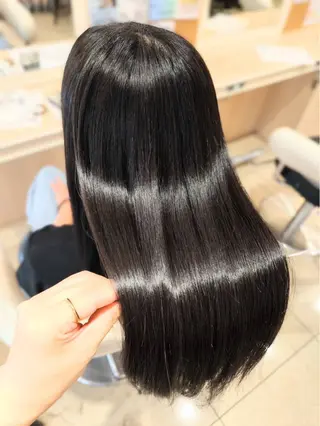ロング 透明感カラー/艶髪 🪽鈴木亜優里のヘアスタイル