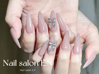 ネイル E.N🦋 長さ出し/持ち込みのネイルデザイン