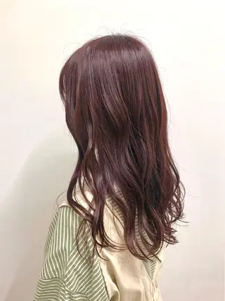 ロング 山本 佳奈のヘアスタイル