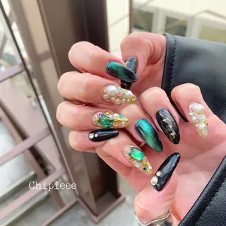 ネイル revia所属・ERI Nailistのネイルデザイン