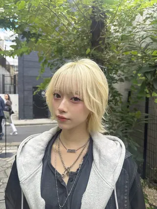 ショート カラー 透明感カラー特化 🫧TAISEIのヘアスタイル