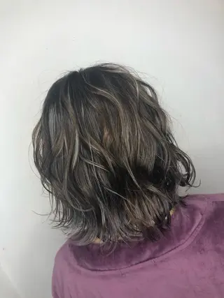 ミディアム カラー 艶髪職人 山本隼正のヘアスタイル