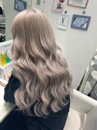 ロング カラー EGO所属・ブリーチカラー💖 rukaのヘアスタイル