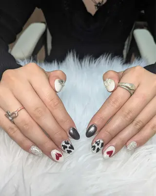 ネイル Queen Nail 　クイーンネイルのネイルデザイン