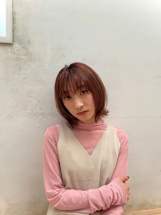 ミディアム カラー 西田 歩果のヘアスタイル