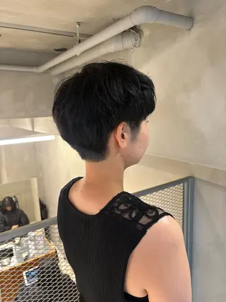 KIRATO💈 メンズ✂️/艶カラーのヘアスタイル