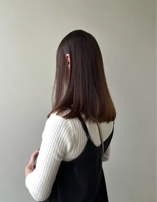 セミロング 松本 茜のヘアスタイル