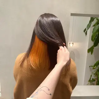 ミディアム カラー octo所属・梅澤 杏菜のヘアスタイル