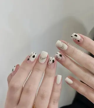 ネイル Dola Nail ユキンイのネイルデザイン