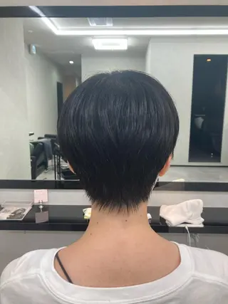 ショート カラー GINZA CAMINOIA 熊谷所属・鈴木 翔偉のヘアスタイル